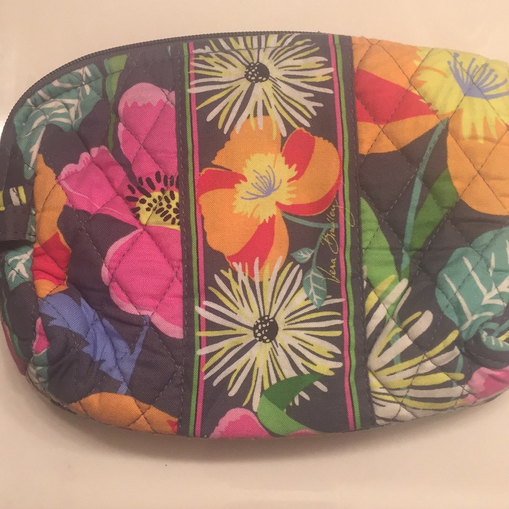 Vera Bradley make up bag (Medium size)